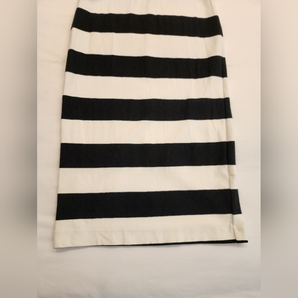 Zara Trafaluc black & white striped midi dress size M - Picture 3 of 7